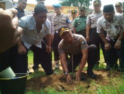 Peduli Penghijauan, Polres Sumenep Gelar Aksi Tanam Pohon