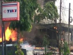 Sijago Merah Lalap Ruko Di Pamekasan