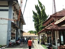 Akibat Angin Kencang, Antena S3TV DPRD Sumenep Roboh