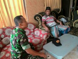 Ciptakan Kedekatan Masyarakat, Babinsa Brakas Ramil Raas Lakukan Komsos Dengan Toga