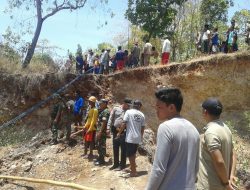 Akibat Longsor Galian Tanah, Dua orang Korban Belum Bisa Diselamatkan