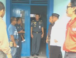 KM Perinntis Kaliannget – Masalembu Satu Bulan Tak Beroprasi Masayarakat Ngluruk Kantor Syahbandar