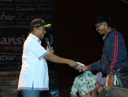 Acara Petik Laut Desa Lubuk, Wabup Bagikan Sumbangan