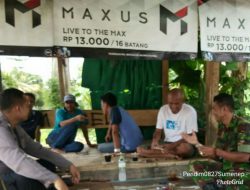 Babinsa Saronggi dan Babinkamtibmas Berikan Himbauan Kamtibmas