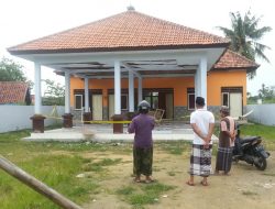 Balai Desa Guluk -Guluk Porak Poranda Jelang PAW Dibom