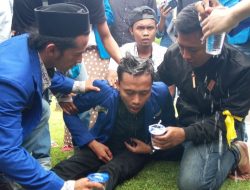 Tolak Impor Garam, PMII  Pamekasan dan Aparat Saling Baku Hantam