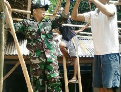 Babinsa Aktif Membantu Demi Suksesnya Acara Warga Binaan