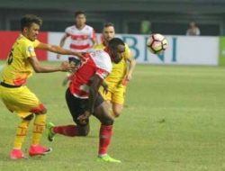 MU FC Bisa Sapa Langsung Fansnya di Pamekasan