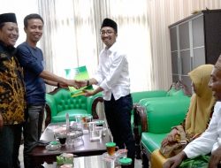 Kiai kharismatik Sepuh NU Turun Gunung Datangi DPW PKB Jatim