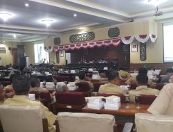Sidang Paripurna Raperda Wabup Sumenep Mamerkan Predikat WTP