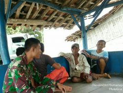 Kebersamaan Babinsa Kopda Rosid Bersama Warganya