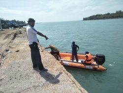 Warga Kalianget Hilang Saat Tidur Disamping Kapal Tongkang Jatuh ke Laut