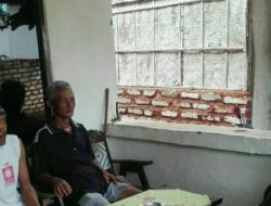 Bahas Kenakalan Remaja, Babinsa Ambunten Komsos Dengan Tokoh Masyarakat