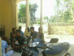 Babinsa Serda Sigit Sugianto Komsos Dengan Masyarakat Bahas Kamtibmas