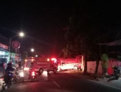 Cafe Kampung Kita Dilalap Si Jago Merah