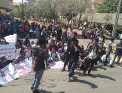 Diduga Ada Pungli Saat PBAK 2018, Kampus IAIN Madura di Geruduk Mahasiswa