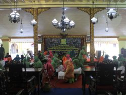 Persit KCK dan Dharma Pertiwi Gelar Membatik Dalam Rangka Hari Batik Nasional