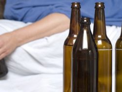 Satpol-PP Amankan 7 Muda-Mudi Saat Pesta Miras di Cafe JBL