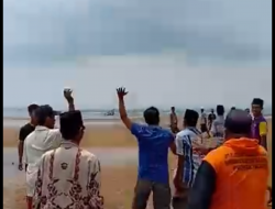 Warga Nelayan Gapura Nyaris Bakar Perahu Beroperasi Dengan Jaring Sarkak