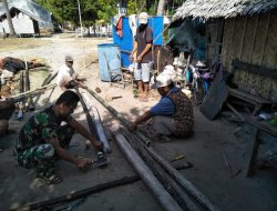 Jaga Kemanunggalan TNI Rakyat, Babinsa Koramil 0827/22 Masalembu melaksanakan komsos Dengan warga