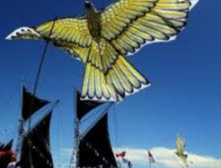 Parade Layang-Layang dan Festival Batik On The Sea 2019 Akan Meramaikan Pantai Wisata Slopeng