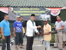 Qurban 2 Ekor Sapi, Dandim 0827 Sumenep Serahkan ke Warga