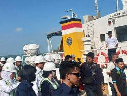 Pemerintah Pusat Serahkan Hibah Kapal GN  Rumah Sakit Apung