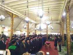 DPRD Sumenep Resmi Dilantik, Ketua Sementara KH Hamid Ali Munir