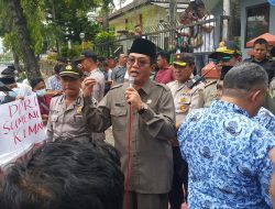 Ketua DPRD Tak Mau “Disalahkan” Pendemo