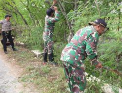 Anggota Koramil 0827/20 Sapudi, Baksos, Bersama Warga