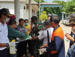 Antisipasi Covid-19, Kepala Syahbandar Sapudi Sterilisasi di Pelabuhan