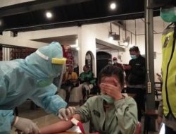 Gubernur Jatim Penyisiran Daerah Kasus Tertinggi Covid-19