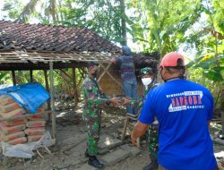 Antusias Anggota Koramil Saronggi Melaksanakan Kerja Bhakti
