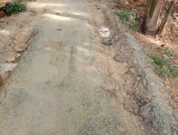 Pekerjaan Jalan Aspal 2019 di Kecamatan Pragaan Rusak Parah