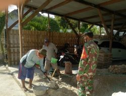 Babinsa Bluto, Luangkan Waktu Gotong-Royong Bersama Masyarakat