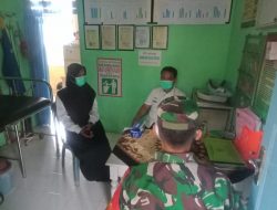 Babinsa Koramil Kangean Komsos ke Polindes Desa Timur Janjang