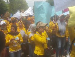 Ribuan Pelaku Seni di Sumenep Kepung Kantor Pemkab