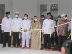 Said Abdullah Didampingi AF, Meresmikan Masjid Ayu Winarti di Desa Braji