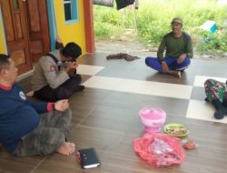 Babinsa Sapeken, Anjangsana ke Rumah Kades