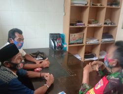 Babinsa Koramil 0827/21 Raas, Komsos ke Balai Desa