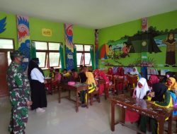 Babinsa Sapudi, Kegiatan Pendampingan Kesehatan di Puskesmas Gayam