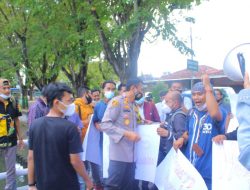 Sejumlah Jurnalis Sumenep Aksi Solidaritas Tindak Kekerasan Kepada Wartawan