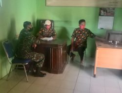 Tingkatkan Hubungan Harmonis, Babinsa Koramil 0827 Saronggi Interaksi Dengan Kades