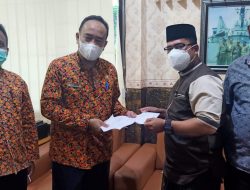 Masyarakat Menuntut, Pj Kades Saobi Terancam Diberhentikan