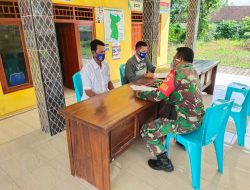 Komsos Babinsa Saronggi Bersama Perangkat Desa