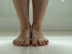 Dandanan Menor, Pemeran Video Wanita Telanjang Bulat “Orang Gila”, Ini Kata Kadus