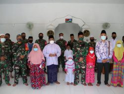 Hari Jadi KOREM 084 Baskara Jaya, Prajurit Kodim 0827 Berikan Santunan Anak Yatim