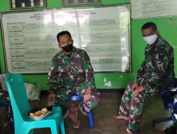 Babinsa 0827/03 Manding Berupaya Menyadarkan Masyarakat Agar Mau Bervaksin