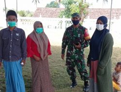 Temui Warganya Takut Di vaksin, Serka Sufandi Langsung Dampingi