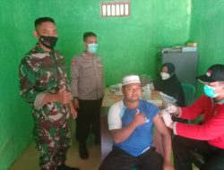 Babinsa Monitoring Vaksin di Desa Tenonan